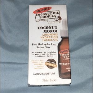 Palmer’s Coconut Facial Oil